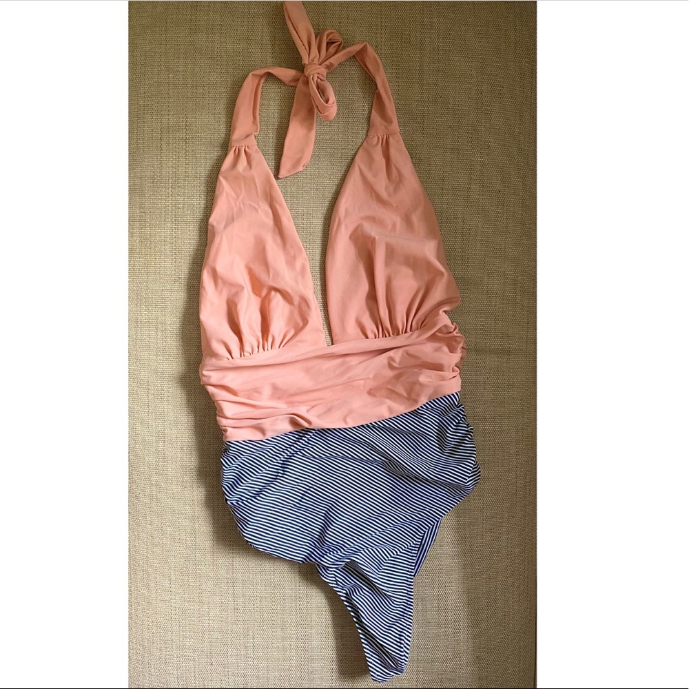 Cupshe peach and black one-piece bathing suit